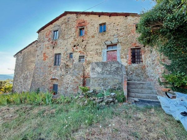 casa indipendente in vendita a Pistoia