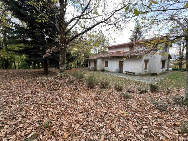 casa indipendente in vendita a Pistoia