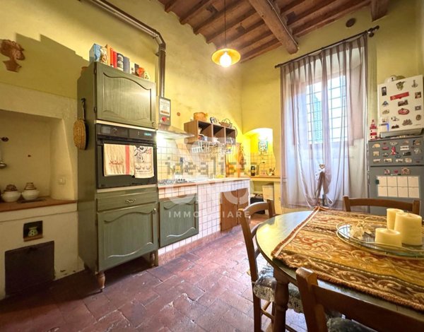 appartamento in vendita a Pistoia in zona Centro Città