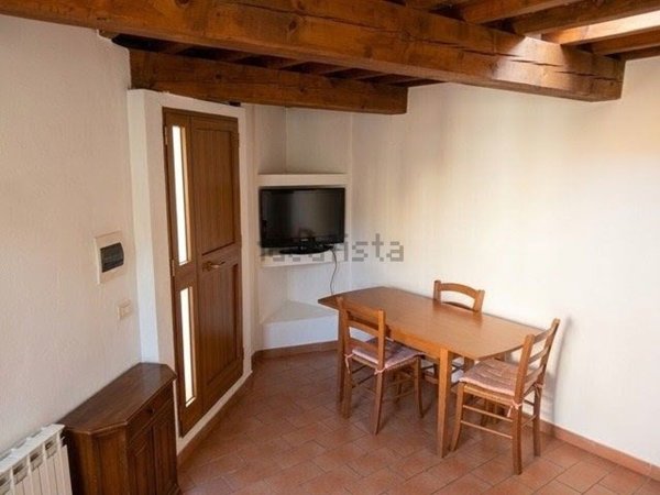 casa indipendente in vendita a Pistoia