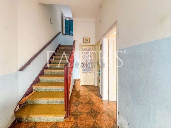 casa indipendente in vendita a Pistoia