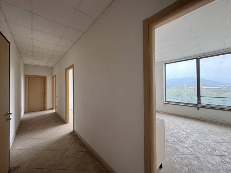ufficio in vendita a Pistoia in zona Bottegone