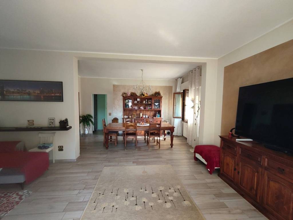 appartamento in vendita a Pistoia in zona Centro Città