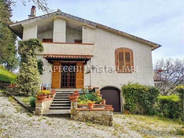 casa indipendente in vendita a Pistoia in zona Stadio