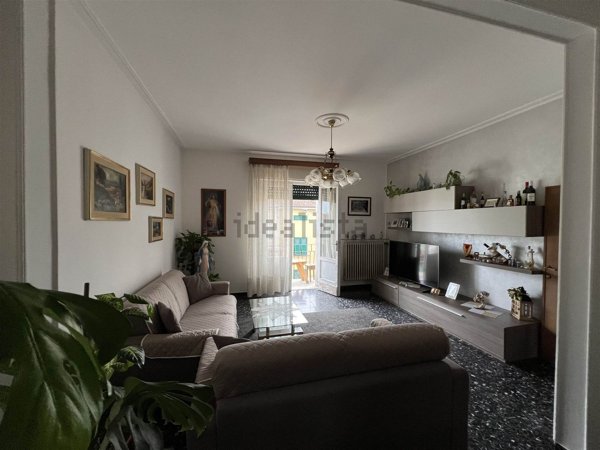 appartamento in vendita a Pistoia in zona Stadio