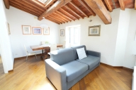 casa indipendente in vendita a Pistoia in zona Centro Città