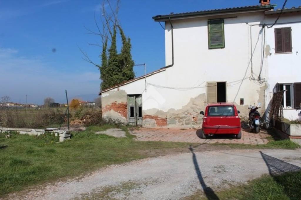 casa indipendente in vendita a Ponte Buggianese in zona Ponte di Mingo