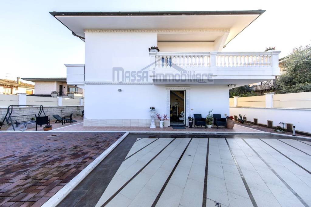 casa indipendente in vendita a Ponte Buggianese