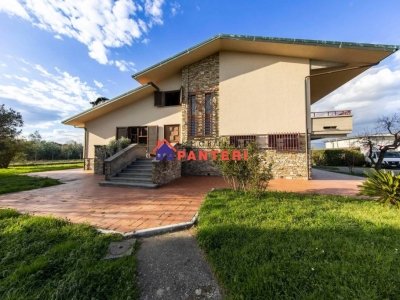 casa indipendente in vendita a Ponte Buggianese