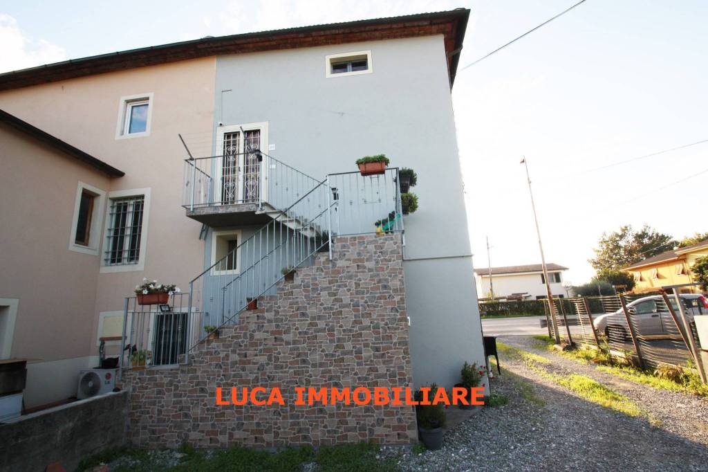 appartamento in vendita a Ponte Buggianese
