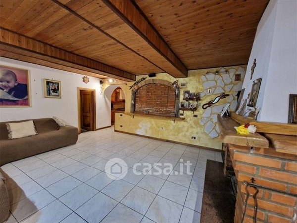 appartamento in vendita a Ponte Buggianese in zona Vione