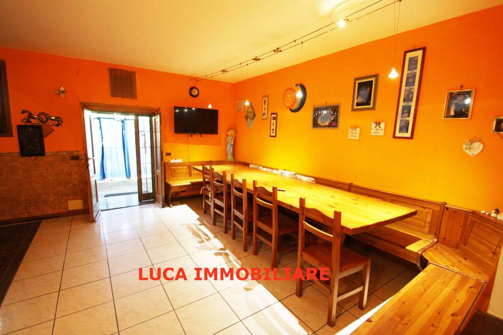 casa indipendente in vendita a Ponte Buggianese
