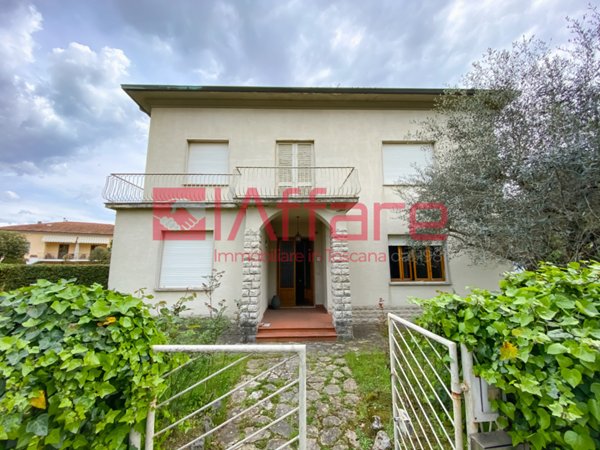 casa indipendente in vendita a Ponte Buggianese