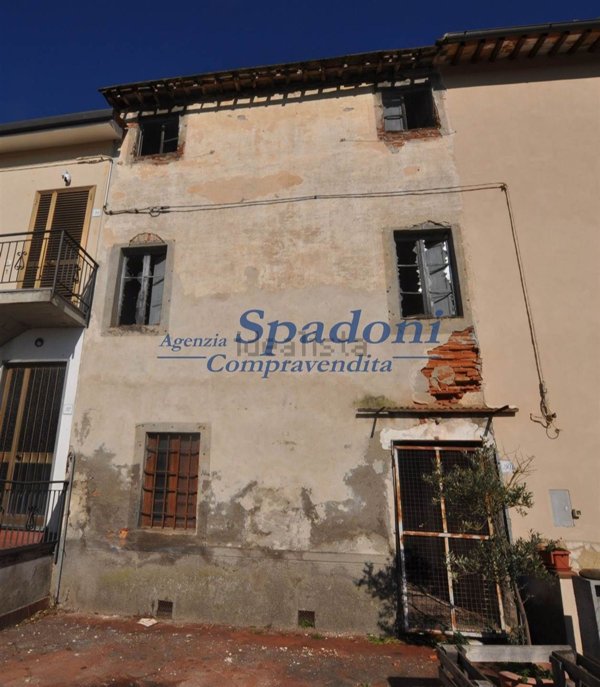 casa indipendente in vendita a Ponte Buggianese in zona Vione