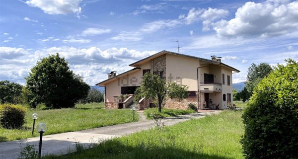 casa indipendente in vendita a Ponte Buggianese