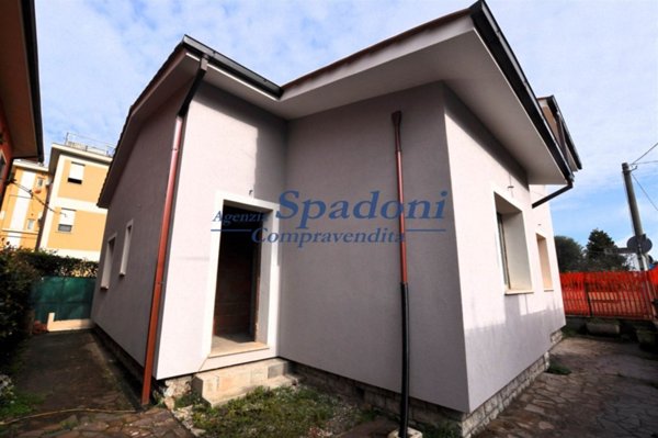 casa indipendente in vendita a Ponte Buggianese