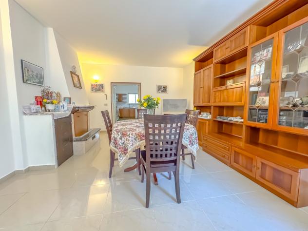 casa indipendente in vendita a Ponte Buggianese