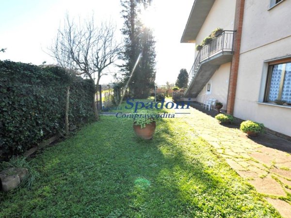 casa indipendente in vendita a Ponte Buggianese in zona Fattoria