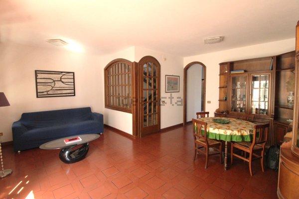 casa indipendente in vendita a Ponte Buggianese