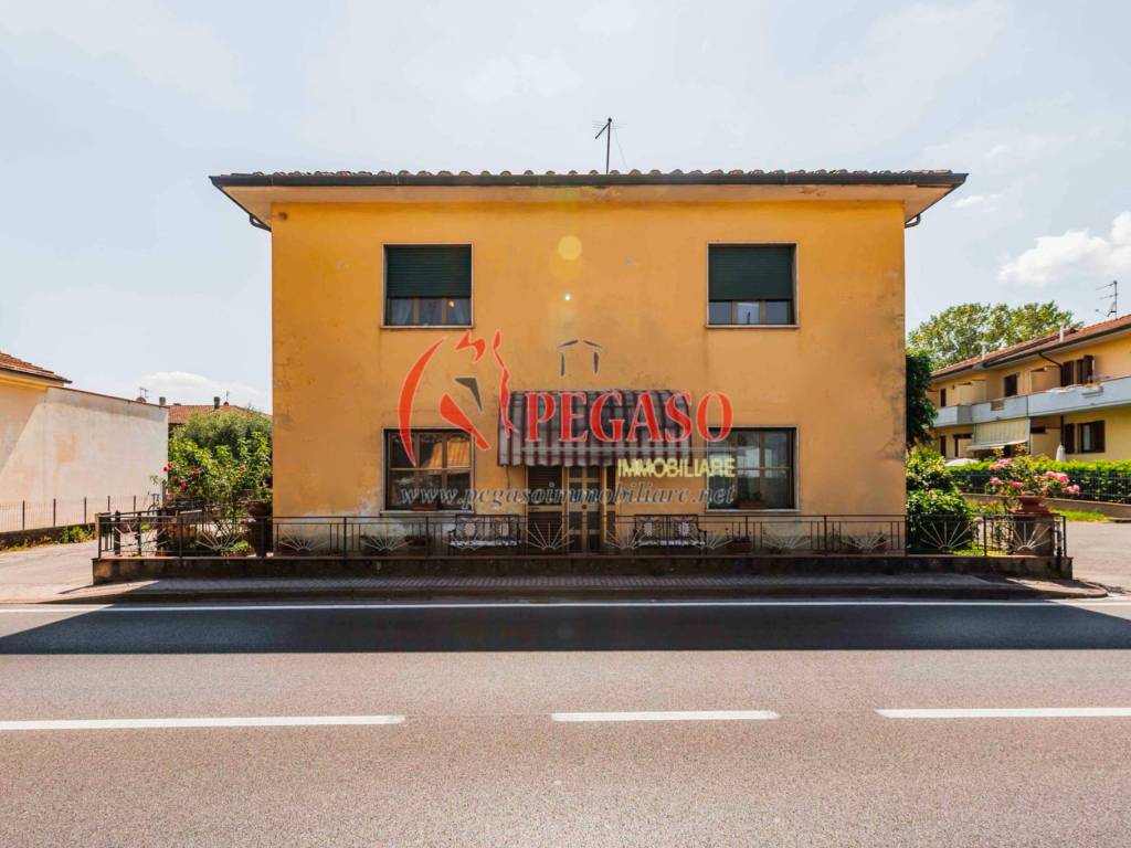 casa indipendente in vendita a Ponte Buggianese