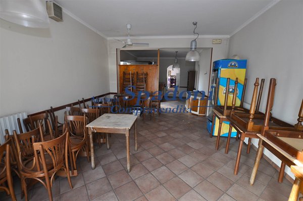 locale commerciale in vendita a Ponte Buggianese