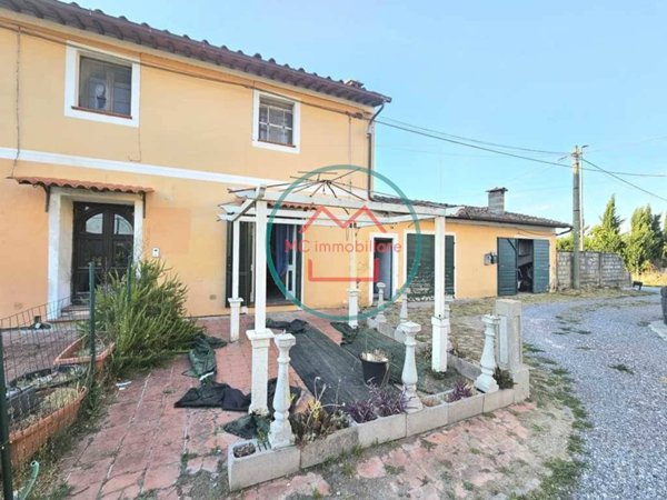 casa indipendente in vendita a Ponte Buggianese in zona Anchione