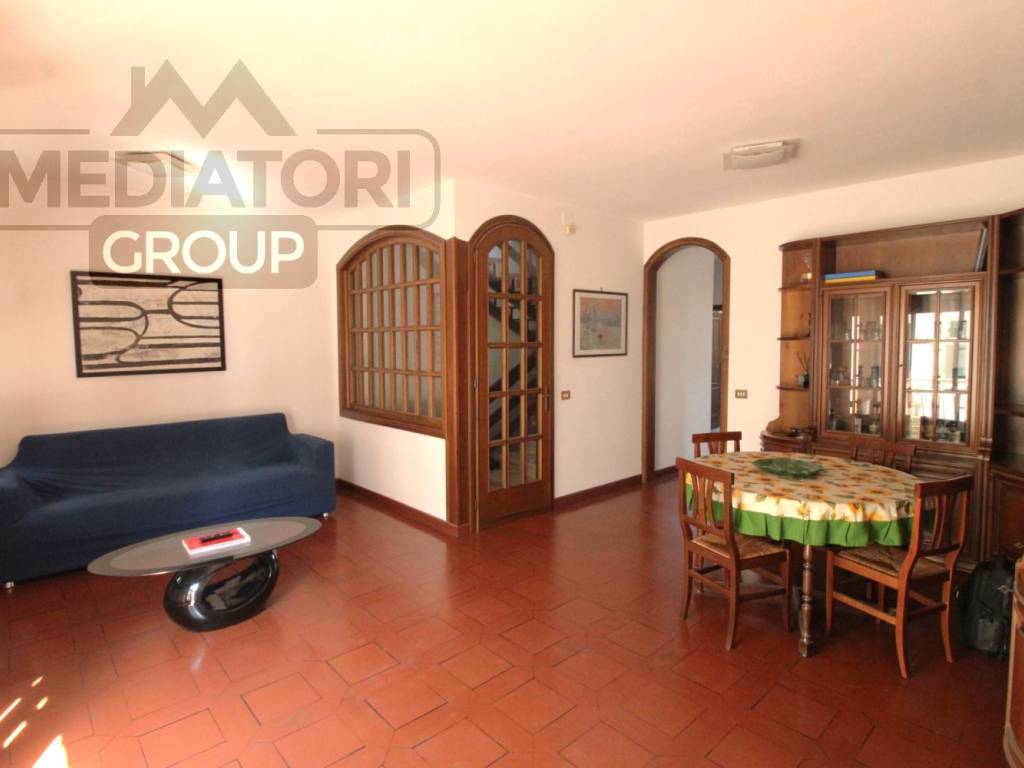 casa indipendente in vendita a Ponte Buggianese