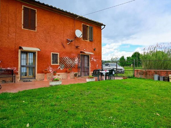 casa indipendente in vendita a Ponte Buggianese