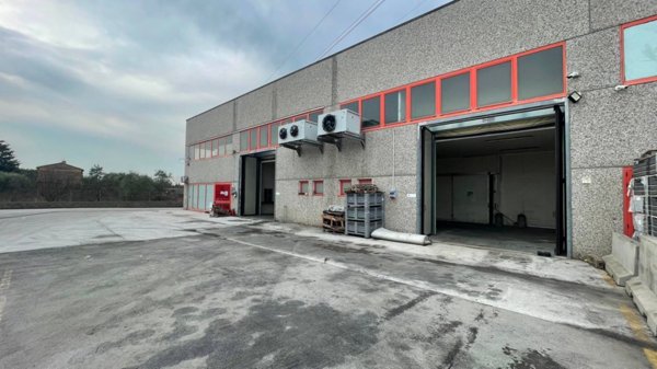 locale commerciale in vendita a Ponte Buggianese