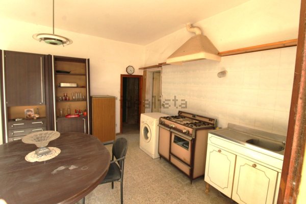 casa indipendente in vendita a Ponte Buggianese