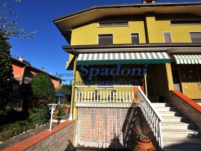 casa indipendente in vendita a Ponte Buggianese