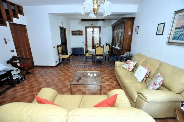 casa indipendente in vendita a Ponte Buggianese