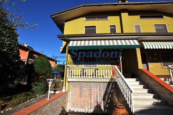 casa indipendente in vendita a Ponte Buggianese