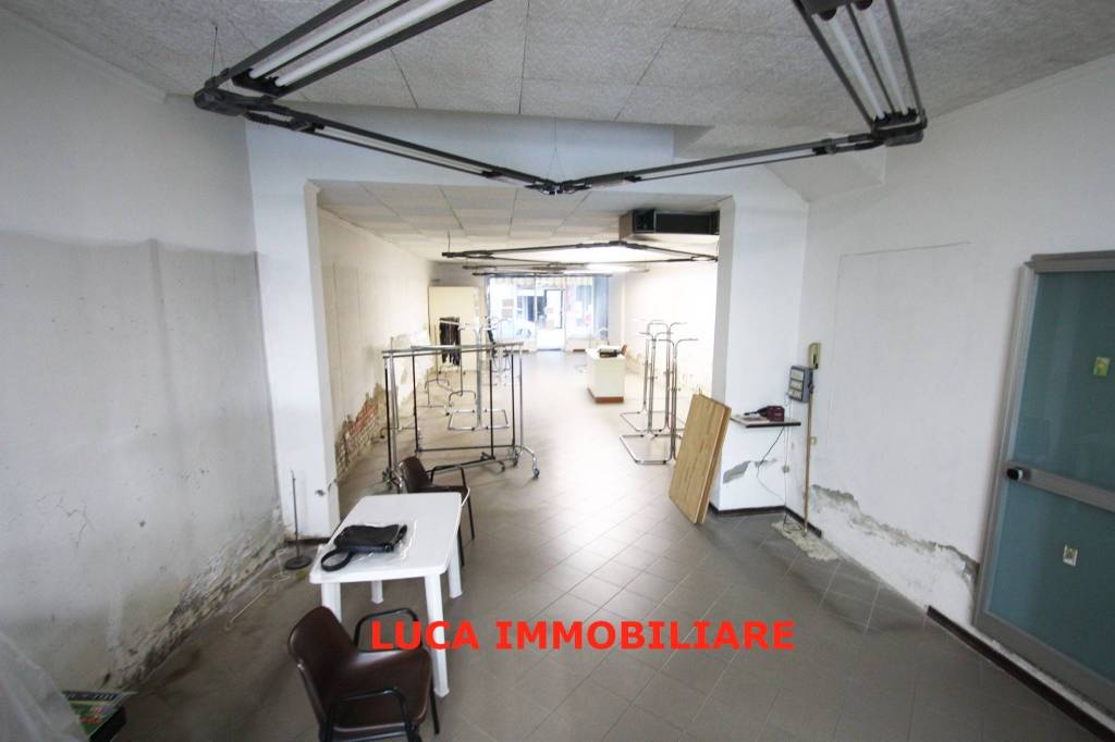 negozio in vendita a Ponte Buggianese