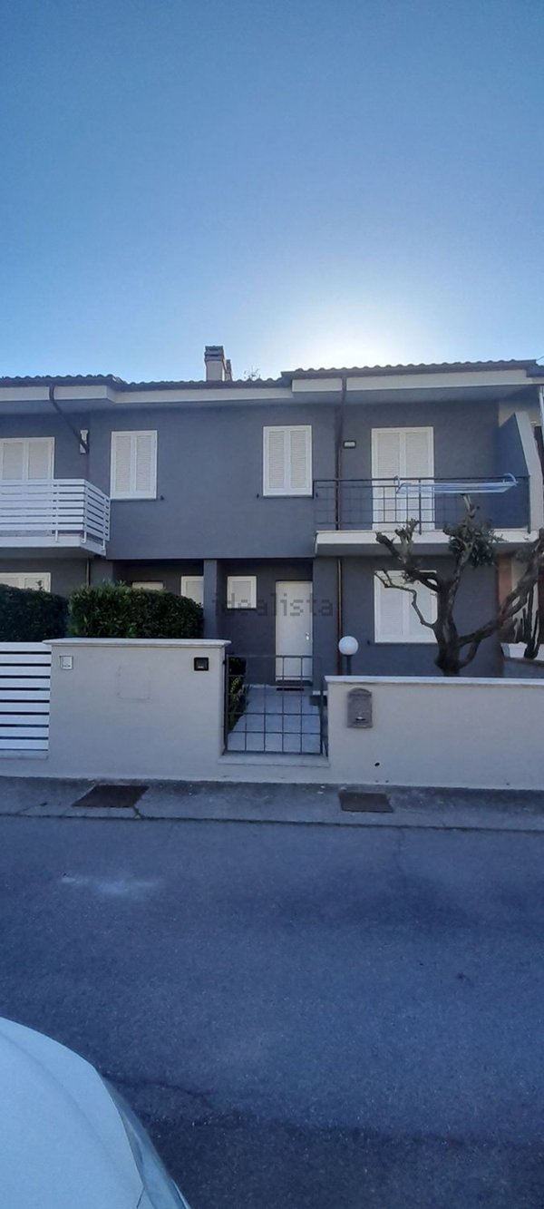 casa indipendente in vendita a Ponte Buggianese