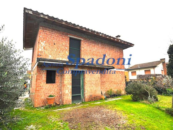 casa indipendente in vendita a Ponte Buggianese