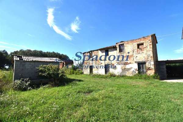 casa indipendente in vendita a Ponte Buggianese in zona Vione