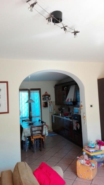 casa indipendente in vendita a Ponte Buggianese
