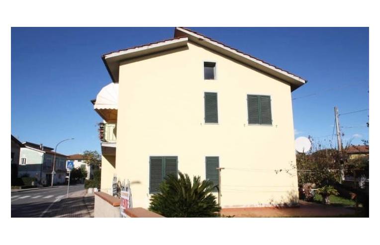 casa indipendente in vendita a Ponte Buggianese