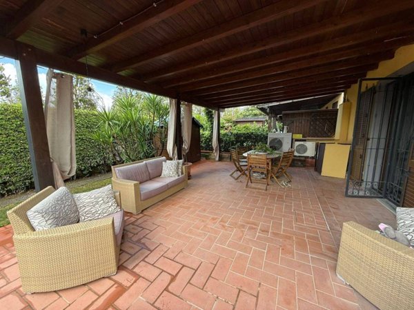 casa indipendente in vendita a Ponte Buggianese in zona Albinatico