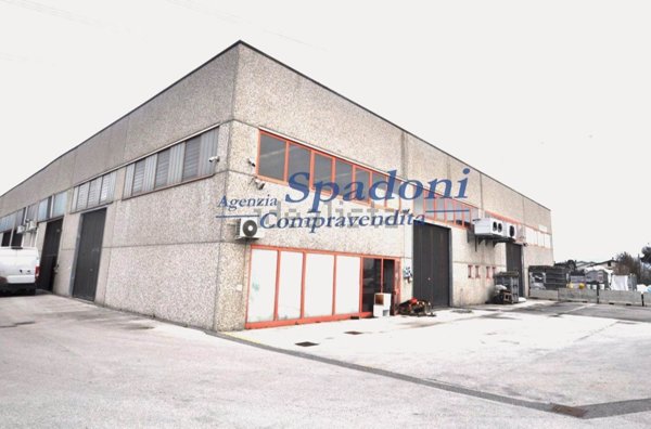 ufficio in vendita a Ponte Buggianese in zona Albinatico