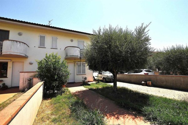 casa indipendente in vendita a Ponte Buggianese