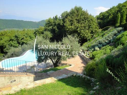 casa indipendente in vendita a Quarrata