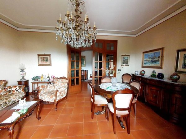 casa indipendente in vendita a Quarrata in zona Santonuovo