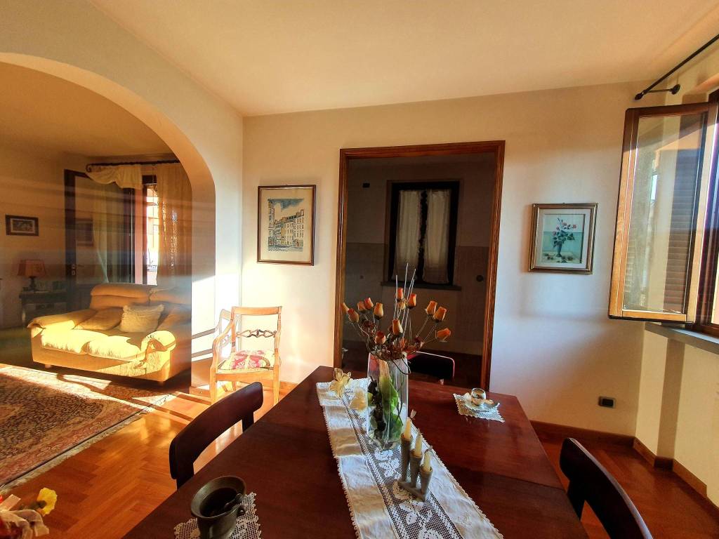 casa indipendente in vendita a Quarrata