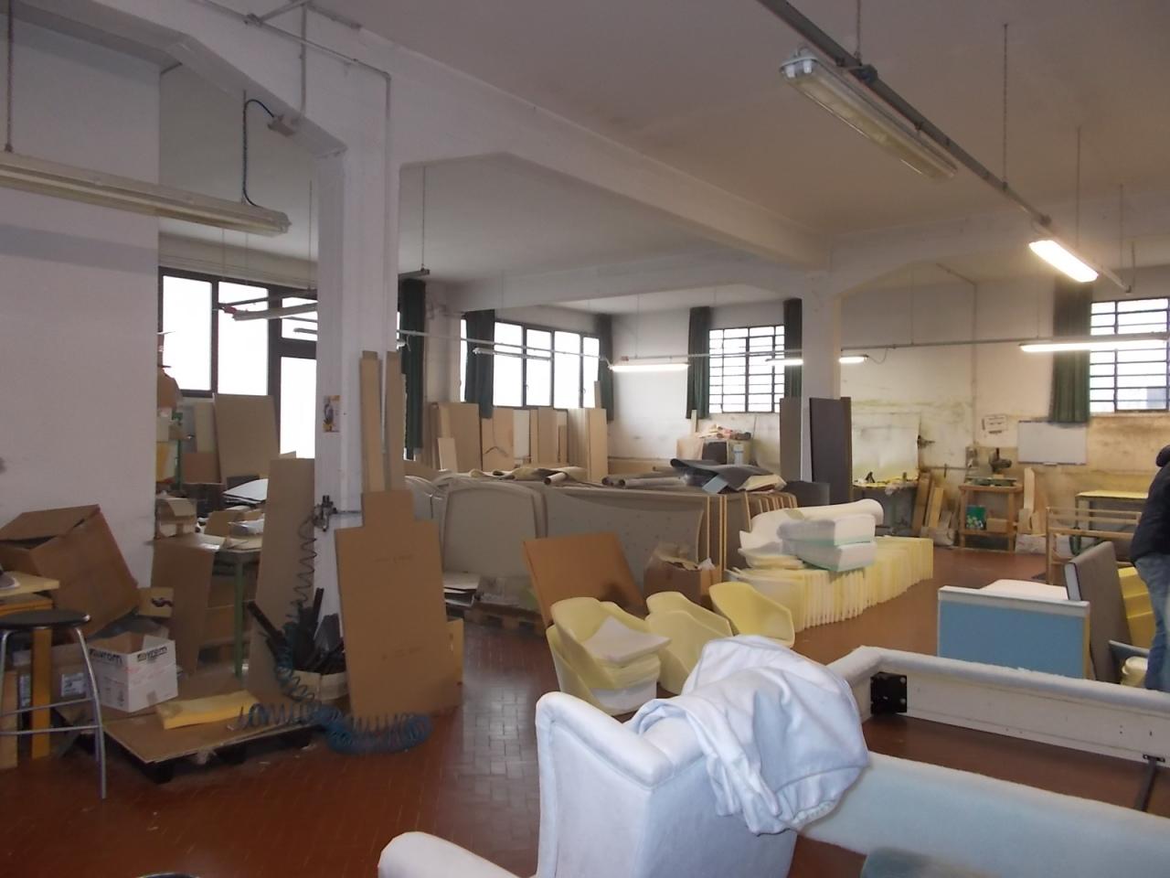 locale commerciale in vendita a Quarrata