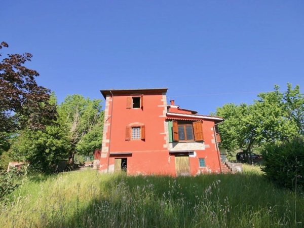 casa indipendente in vendita a Quarrata in zona Lucciano