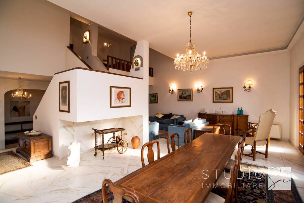casa indipendente in vendita a Quarrata