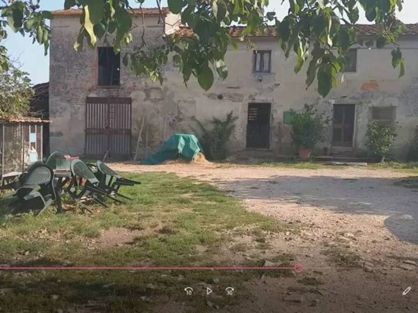 casa indipendente in vendita a Quarrata in zona Catena