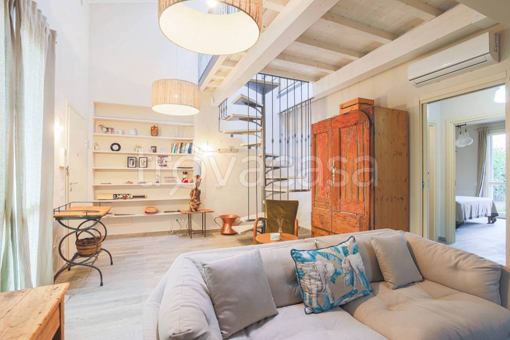 casa indipendente in vendita a Quarrata
